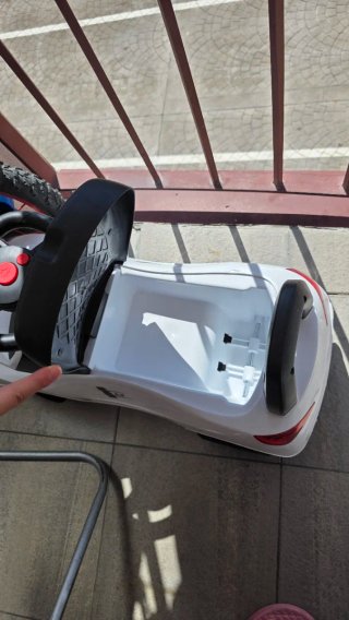 Coche correpasillos blanco para niños