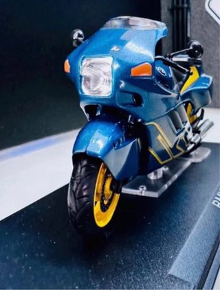 Maqueta BMW K1