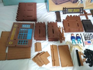 Playmobil 3773 Oeste - Fuerte Bravo (incompleto)