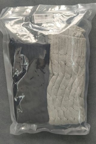 2 Calentadores de punto (negro y gris)