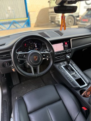 Porsche Macan 2021