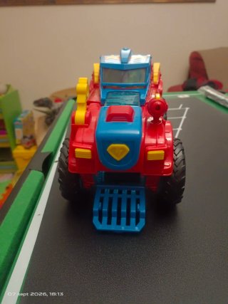 Coche Superthings Monster Roller