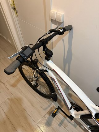 Bici Eléctrica Oxygen E-mate Blanca
