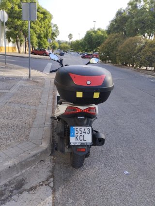 Moto Scooter Blanca 125c.c