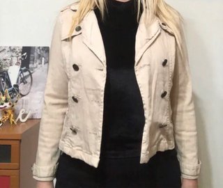 Gabardina corta Zara