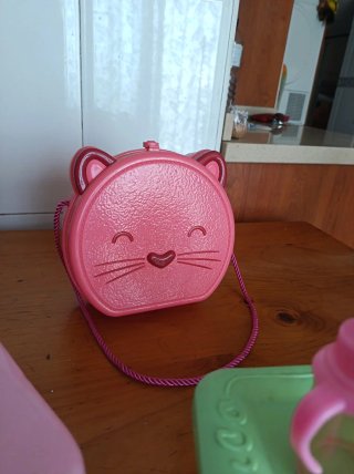 Juguetes de bebé: bolso, biberón, espejo NENUCO