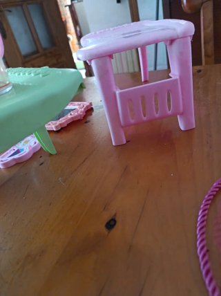 Juguetes de bebé: bolso, biberón, espejo NENUCO