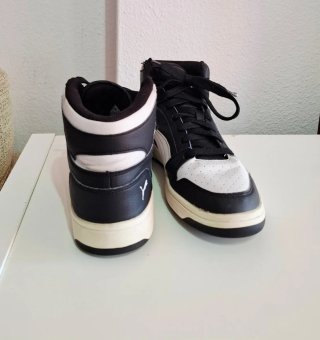 Botín Puma Negro y Blanco 41