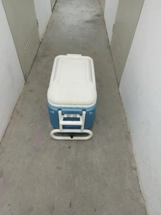 Nevera Portátil Igloo con Ruedas
