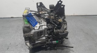 Caja de cambios toyota auris luna 1128433