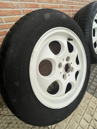 Llantas Mini Cooper y neumáticos 2004 Blancas