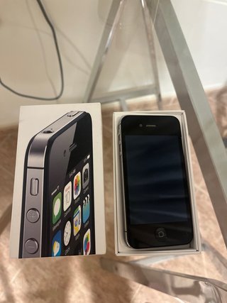 iPhone 4 Negro (No funciona). Vender por piezas.