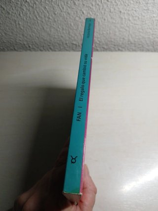 Fan, la niña invisible El regalo que cambió su ...