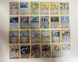 Lote 106 Cartas Pokémon Holo/Reverse
