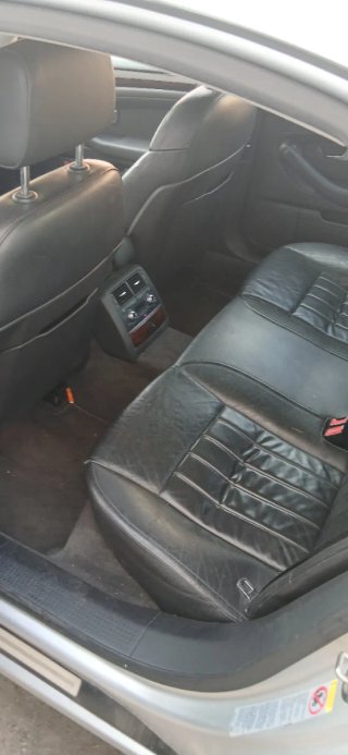 Audi A8 2004