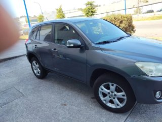 Toyota RAV4 2010
