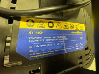 Mini compresor Goodyear GY 116CP 6 litros 8 Bar