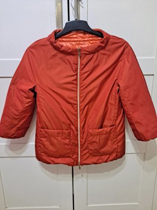 Chaqueta Herno plumón ultraligera reversible.