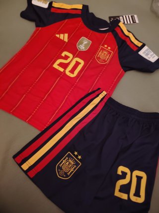 Conjunto fútbol niño España T.5