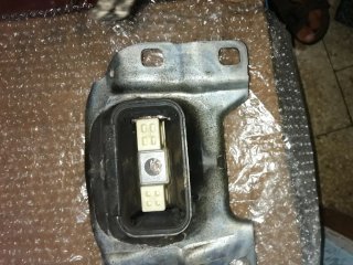 Supporto motore sx Ford Kuga 2008-2011
