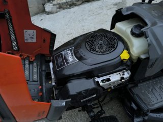 Cortacésped Husqvarna CTH 171
