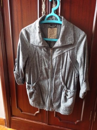 Chaqueta rayas azul y blanca