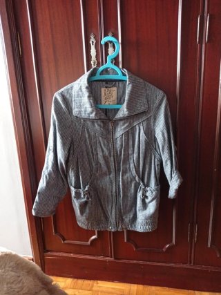 Chaqueta rayas azul y blanca
