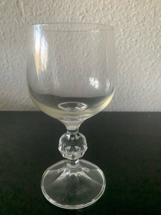 Juego copas cristal diferentes tamaños elegante