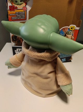Figura Grogu Baby Yoda Star Wars Averiado