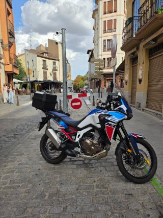 Honda Africa Twin 1100 manual