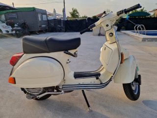 Vespa Beige Clásica ,itv en vigor asta mayo 2028