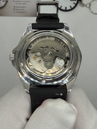 Seiko 5 Sports 7S36-00Y0 Árabe/Inglés
