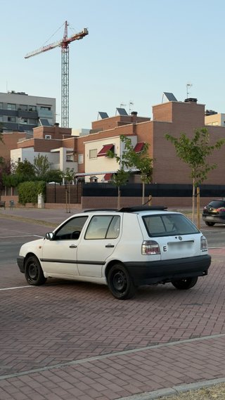🚗 VOLKSWAGEN GOLF 1.9 D CL 64 CV — HISTÓRICO