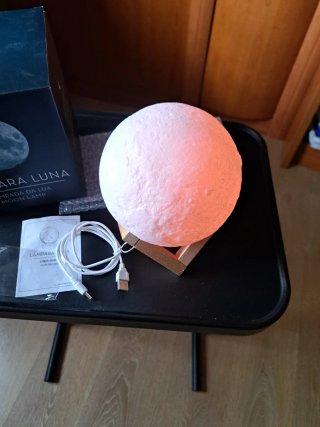 Lámpara Luna LED con Mando a Distancia