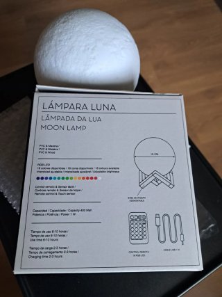 Lámpara Luna LED con Mando a Distancia