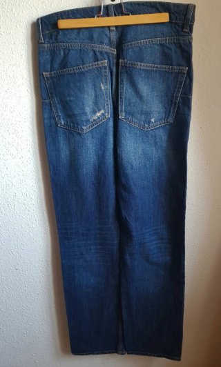 Dos prendas Pantalón vaquero y jersey punto grueso