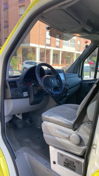 VOLKSWAGEN CRAFTER CAMPER