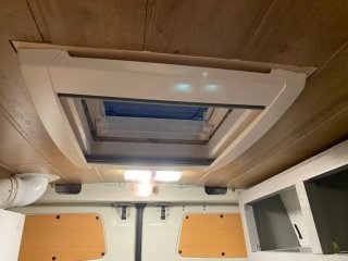 VOLKSWAGEN CRAFTER CAMPER