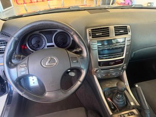 Lexus IS 2007