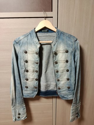 Cazadora vaquera militar Only Talla 38
