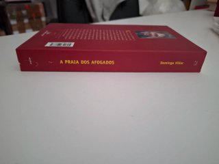 Libro A praia dos afogados. Domingo Villar