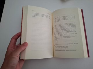 Libro A praia dos afogados. Domingo Villar