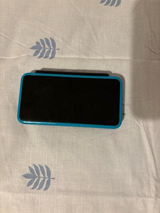 Nintendo 2DS XL