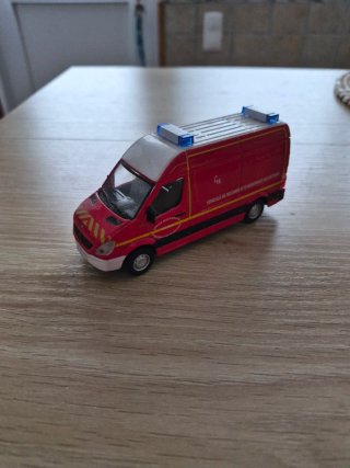 Ambulância Sapeur Pompier Burago