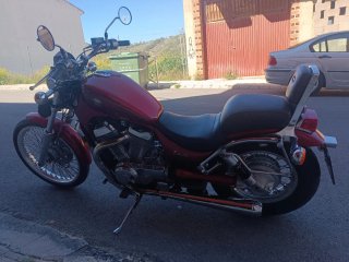 Suzuki Intruder
