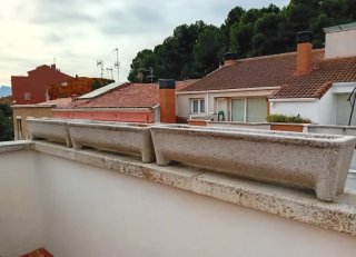5 Macetas de piedra