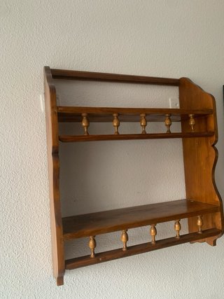 Estantería, bonita de madera maciza