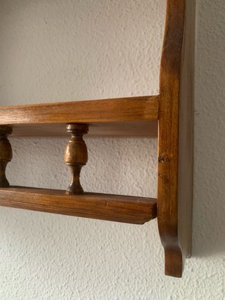 Estantería, bonita de madera maciza