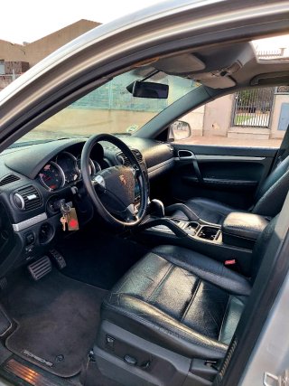 Porsche Cayenne 2005