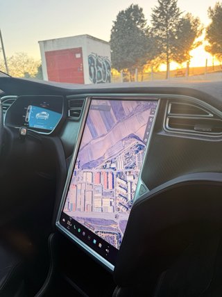 Tesla Model S 2015
